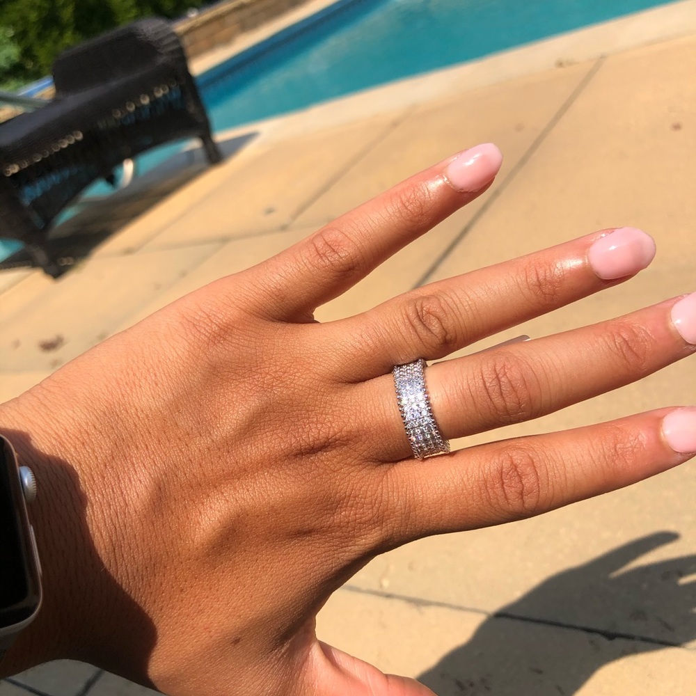 Princess Ring 💫 - Picture 3 of 4